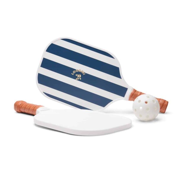 Equipaggiamento da pickleball con racchette in legno FSC® e pallina