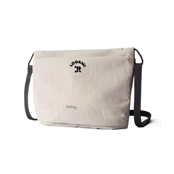 Borsa a tracolla ultraleggera in tessuto riciclato ripstop